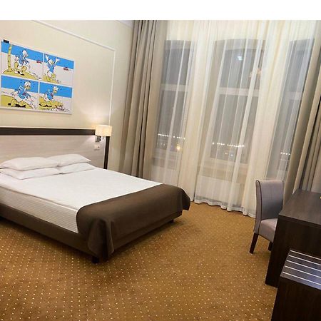 Hotel Donald Odessa Extérieur photo